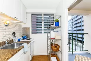 747 Amana St, Honolulu, HI 96814 - Photo 1