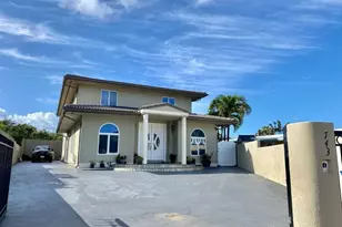 743 Ahukini St, Honolulu, HI 96825 - Photo 1