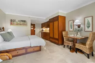 2045 Kalakaua Ave, Honolulu, HI 96815 - Photo 1