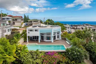 1740 Mikahala Way, Honolulu, HI 96816 - Photo 1