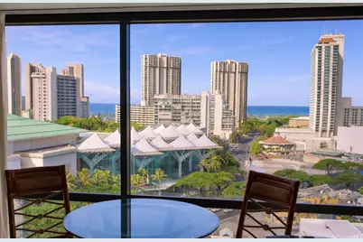 1750 Kalakaua Avenue #1704, Honolulu, HI 96826 - Photo 1