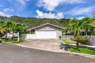 187 Kaeleloi Pl, Honolulu, HI 96821 - Photo 1