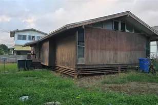 946 Halona St, Honolulu, HI 96817 - Photo 1
