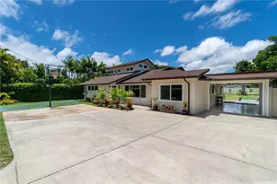 63 S Kalaheo Ave, Kailua, HI 96734 - Photo 1