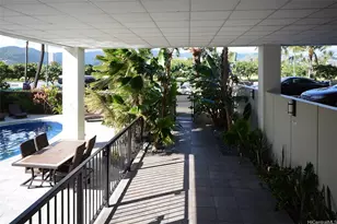 2465 Ala Wai Blvd, Honolulu, HI 96815 - Photo 1