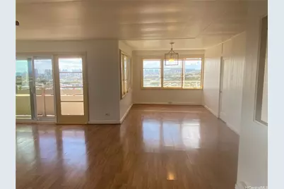 1308 Center Street #B, Honolulu, HI 96816 - Photo 1