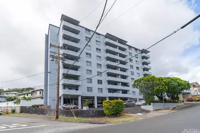 2001 Aupuni Street #904, Honolulu, HI 96817 - Photo 1