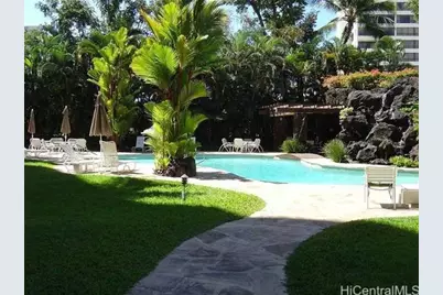 1525 Wilder Avenue #908, Honolulu, HI 96822 - Photo 1