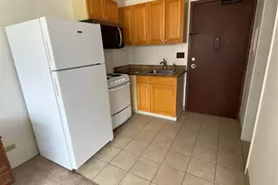 1560 Kanunu St, Honolulu, HI 96814 - Photo 1