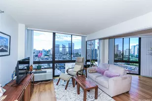 747 Wiliwili St, Honolulu, HI 96826 - Photo 1