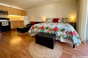 364 Seaside Ave, Honolulu, HI 96815 - Photo 1
