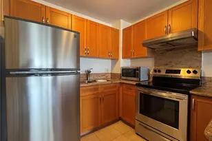 2474 Kapiolani Blvd, Honolulu, HI 96826 - Photo 1