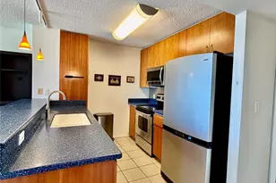 1448 Young St, Honolulu, HI 96814 - Photo 1