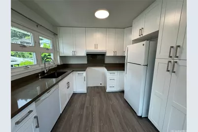 2809 Henry Street #B, Honolulu, HI 96817 - Photo 1