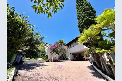 1776 Kumakani Loop, Honolulu, HI 96821 - Photo 1