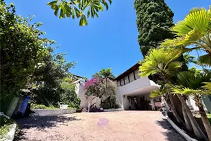 1776 Kumakani Loop, Honolulu, HI 96821 - Photo 1