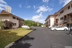 98-306 Kaonohi St, Aiea, HI 96701 - Photo 1