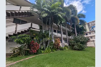1120 Hassinger Street #208, Honolulu, HI 96822 - Photo 1