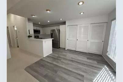 528 Mananai Place #16T, Honolulu, HI 96818 - Photo 1