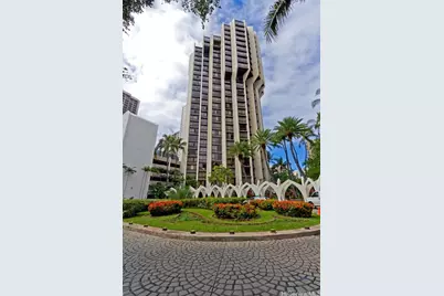 300 Wai Nani Way #1805, Honolulu, HI 96815 - Photo 1