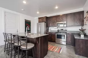 5160 W Villas Rd, Hurricane, UT 84737 - Photo 9