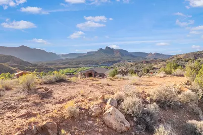 Parunuweap Cir, Springdale, UT 84767 - Photo 15