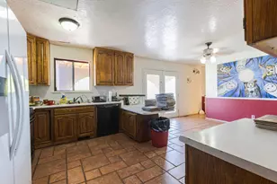 481 W 100 N, Hurricane, UT 84737 - Photo 7