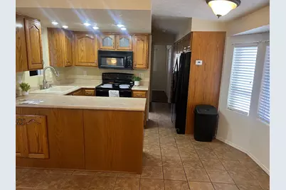 1150 W Red Hills Parkway #141, Washington, UT 84780 - Photo 5
