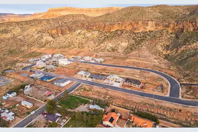 339 N 250 E, La Verkin, UT 84745 - Photo 3