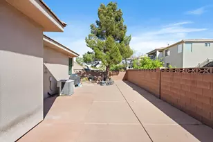3523 Desert Hills Dr, Saint George, UT 84790 - Photo 33