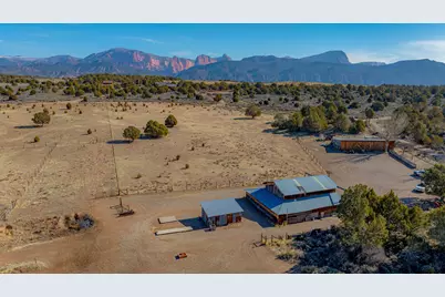 1298 S 1500 St E, New Harmony, UT 84757 - Photo 57