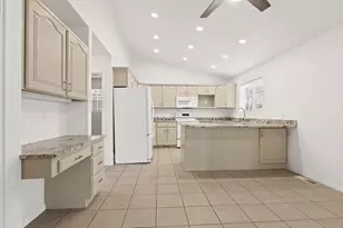 1305 E Riverside Dr, Saint George, UT 84790 - Photo 7