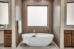 2031 E Cliff Point Dr, Saint George, UT 84790 - Photo 9