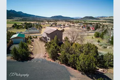 342 E Foothill Cir, Central, UT 84722 - Photo 5