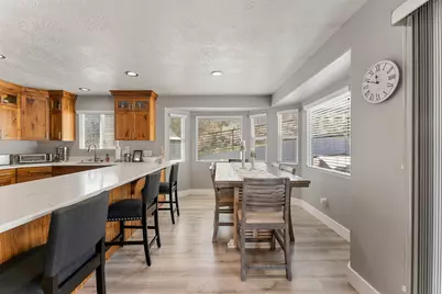 89 N Beacon Dr, Cedar City, UT 84720 - Photo 9