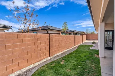 3121 E Fuchsia Dr, Saint George, UT 84790 - Photo 15