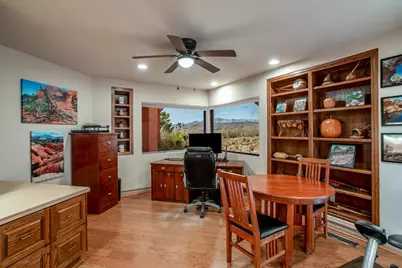 1121 W Two Moons Way, Ivins, UT 84738 - Photo 9