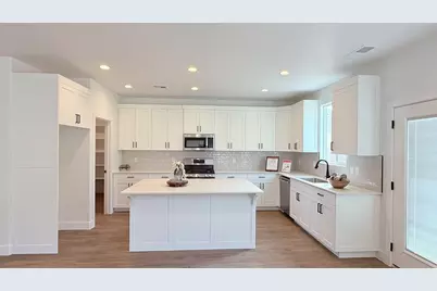 4244 E El Capitan Way, Saint George, UT 84790 - Photo 9