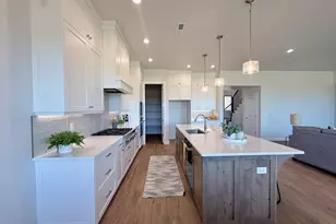 2832 S Woodrow Ln, Washington, UT 84780 - Photo 11