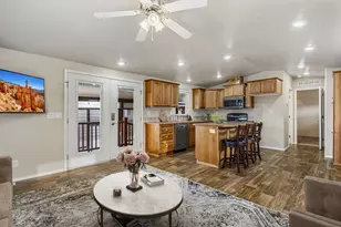 448 E Telegraph St E, Washington, UT 84780 - Photo 3