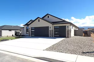 1042 N Reese St, Cedar City, UT 84721 - Photo 5