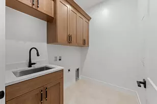 2240 W Sunbrook Dr, Saint George, UT 84770 - Photo 27