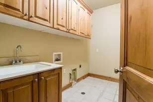 3879 London Ln, Santa Clara, UT 84765 - Photo 19