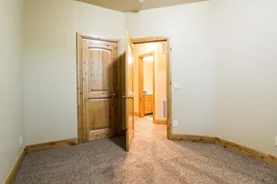 3879 London Ln, Santa Clara, UT 84765 - Photo 23