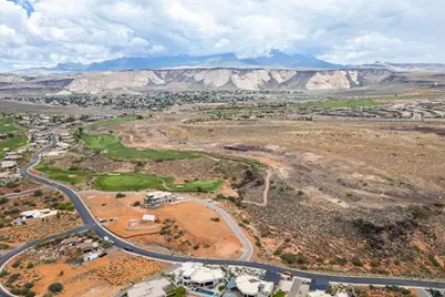 4587 N Iron Dr, Saint George, UT 84770 - Photo 17