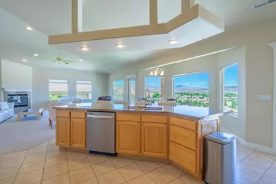 2376 S Augusta Dr, Saint George, UT 84790 - Photo 9