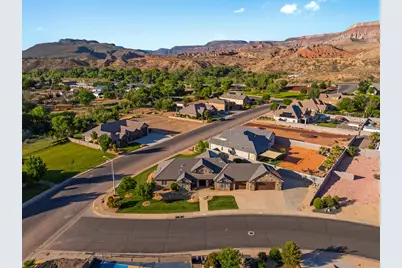 880 N 370 W, La Verkin, UT 84745 - Photo 41