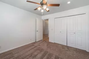 1574 N Sugar Plumb Ln, Washington, UT 84780 - Photo 43