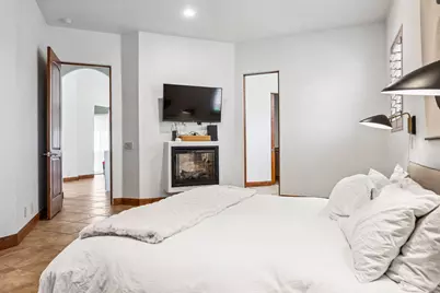 2090 Tuweap Dr #9, Saint George, UT 84770 - Photo 15