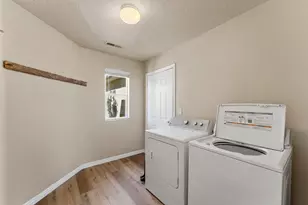 154 E Cyndi Ln, La Verkin, UT 84745 - Photo 15